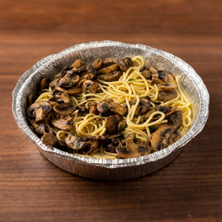 Spaghetti With Aglio, Oil, and Mushrooms